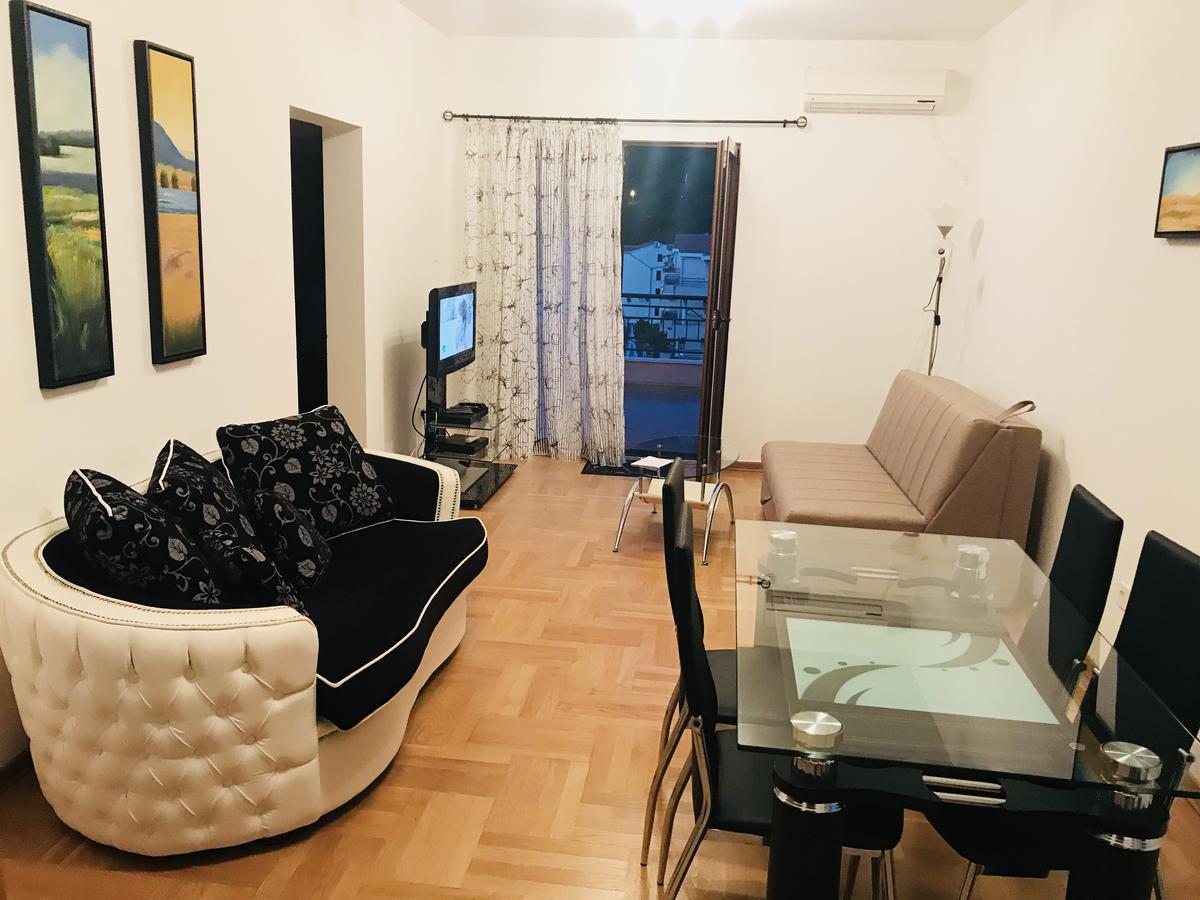 Apartments Sneza Risan Exterior photo
